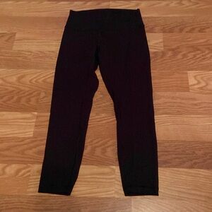 Women’s black lululemon leggings size 10
